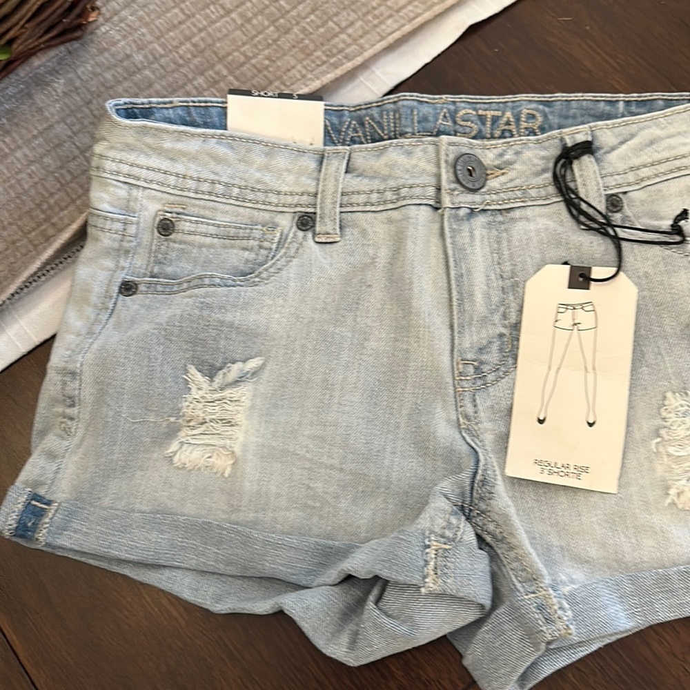 Vanilla Start shorts NWT 5